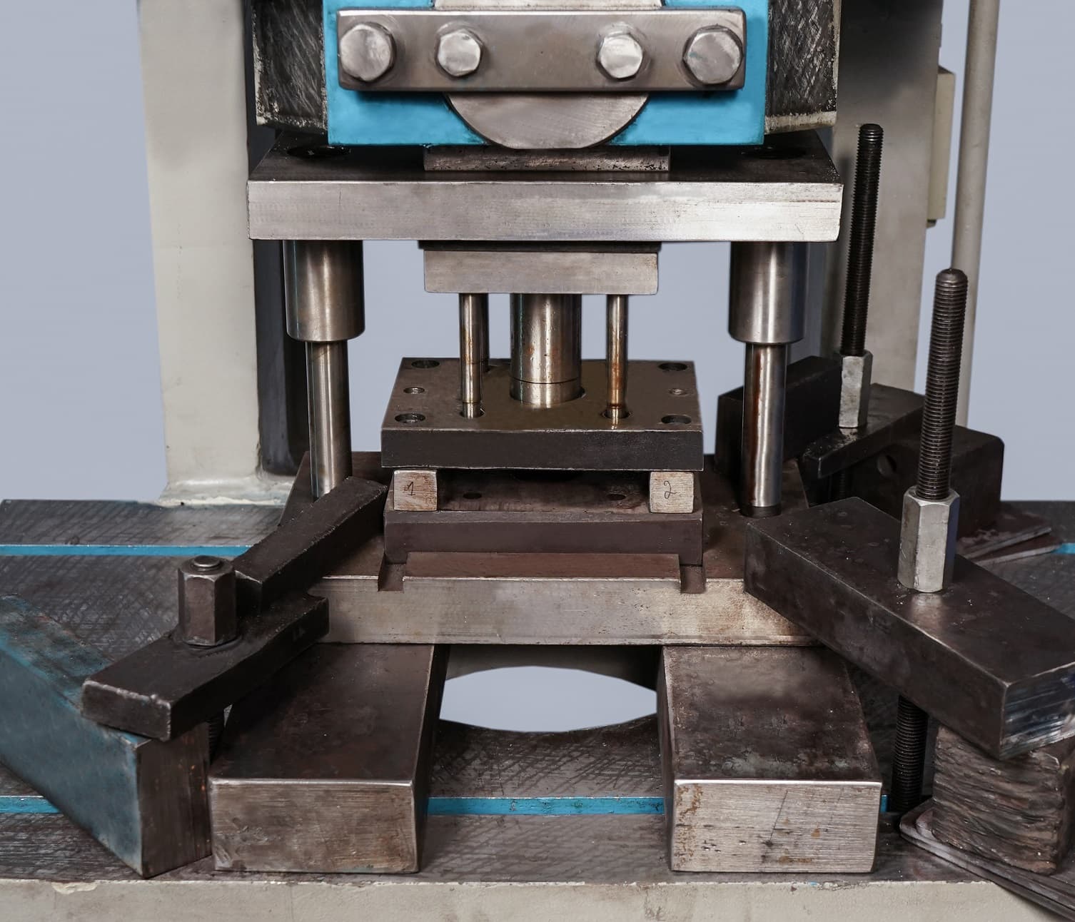 Matriz para Chapa de Base de Escora (Steel Prop)